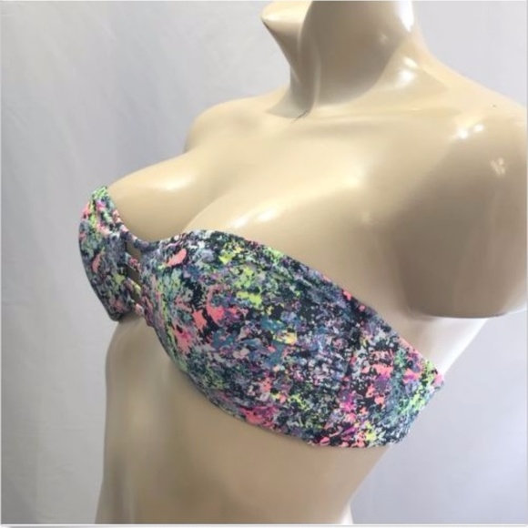 Victoria's Secret Swim Bikini Top - Picture 2 of 4